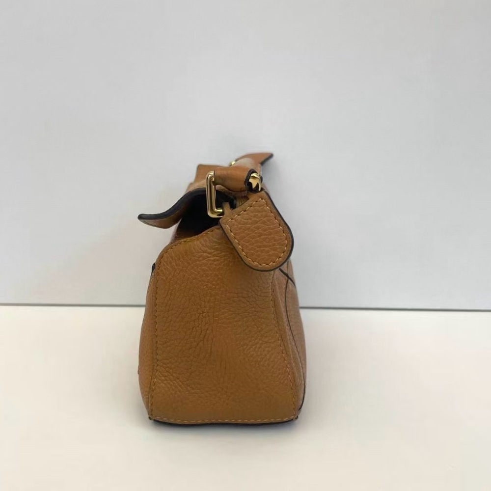 LOEWE Puzzle Mini Bag - Picture 3 of 5